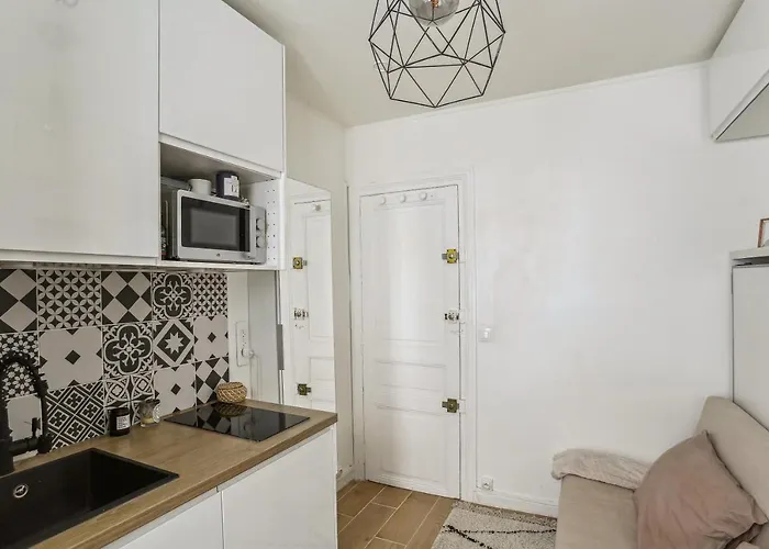Apartmán Small Comfortable Near Eiffel Tower